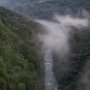 Mégegszer a Tara-kanyon, ezúttal egy hajnali felvétel, a folyó felett gomolygó párával. Viszlát, Durmitor!