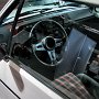 A VW standján a Golf GTI 35. szülinapja volt a fő attrakció, a képen egy Golf I GTI beltere.